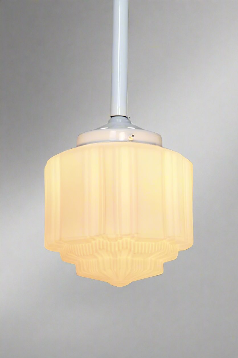 Small art deco pendant with white pole suspension