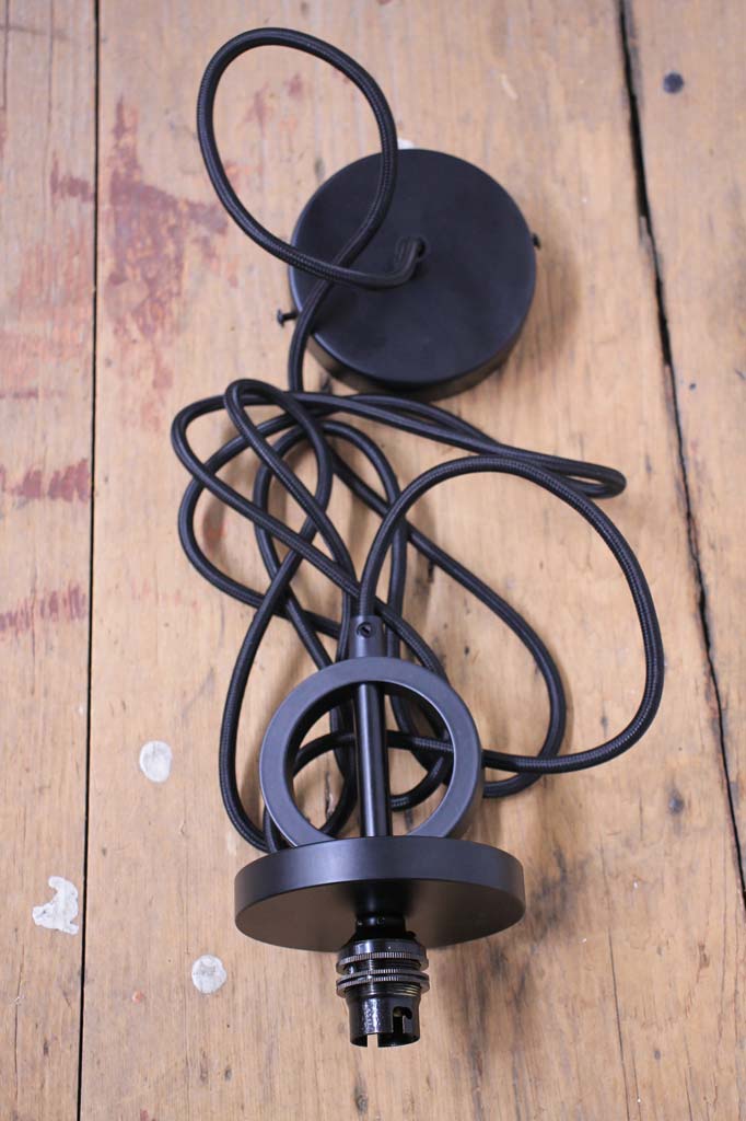 Black pendant cord with disc