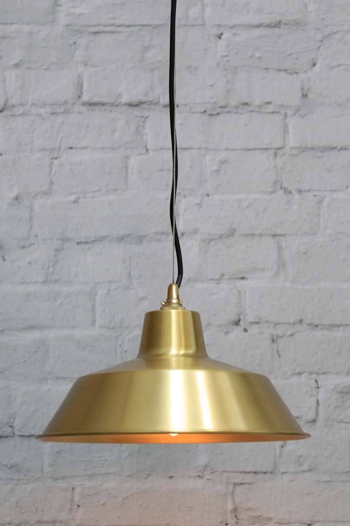 Bright-brass-Factory-Light-with-gold-Cable