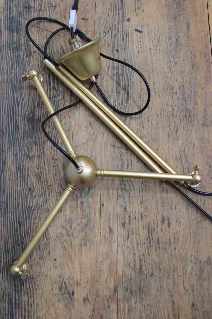 Gold/Brass straight three arm fixture