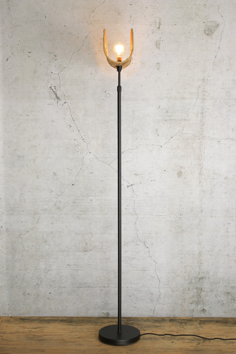 side angle of the floor lamp