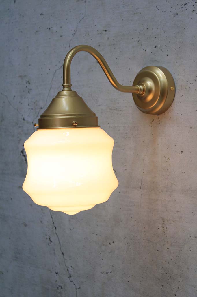 Flinders Gooseneck Exterior Wall Light in gold brass finish