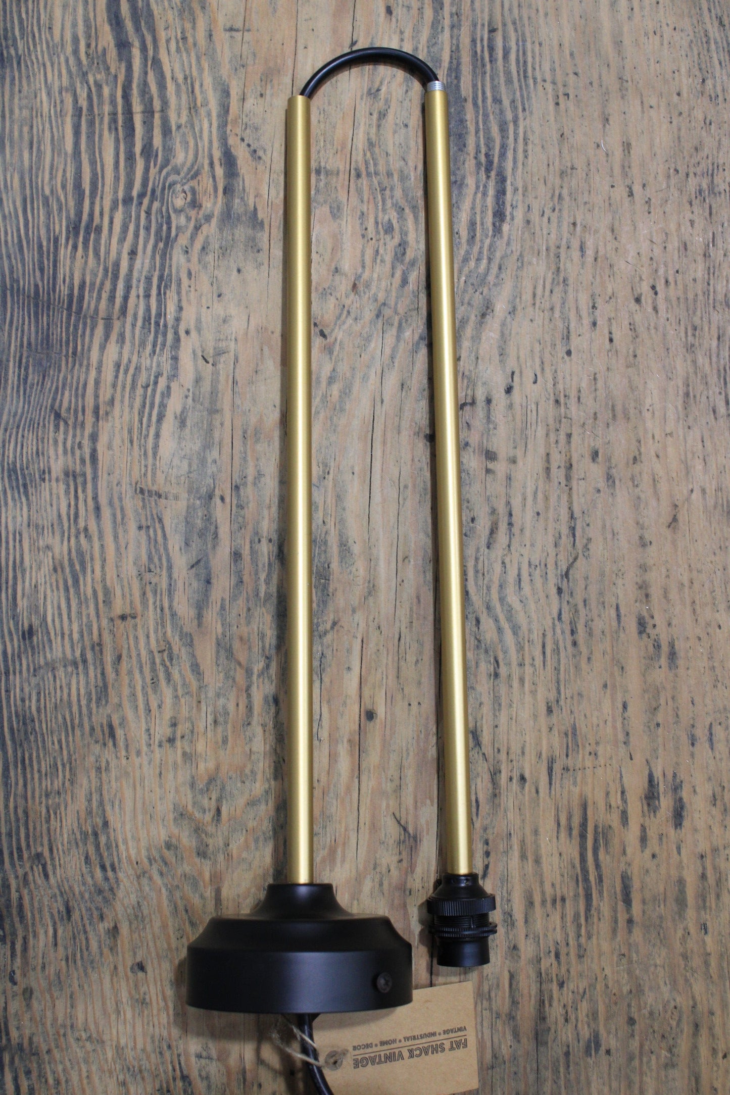 B22 pole and lamp holder in gold