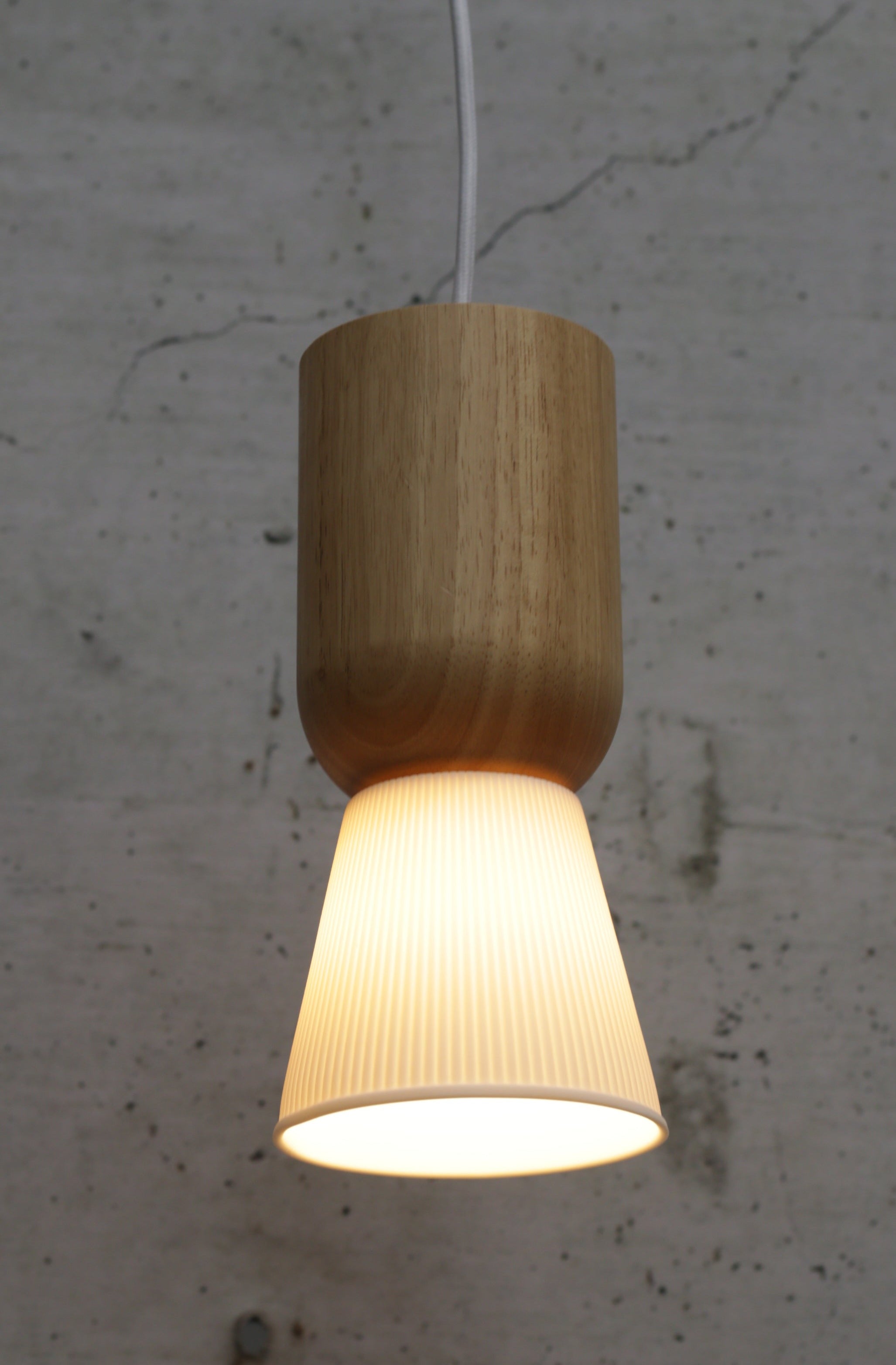 Forli Ceramic Nord Pendant Light with small shade