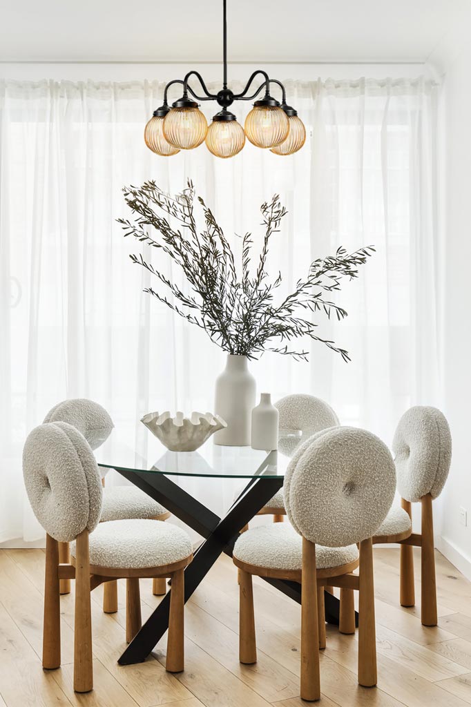 Black 5 arm oosenenck chandelier with amber reeded glass ball shades