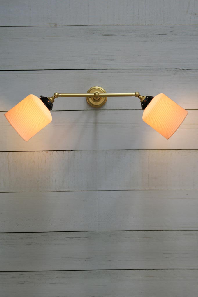 Portofino-double-arm-wall-light-brass gold