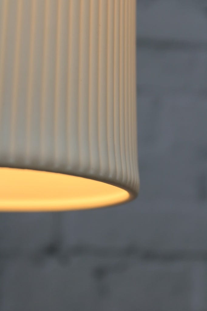 Ribbed ceramic shade detail