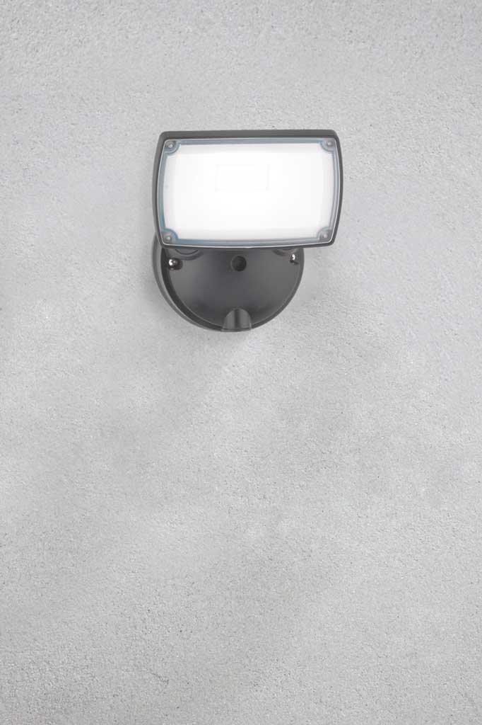 Single head floodlight without sensor