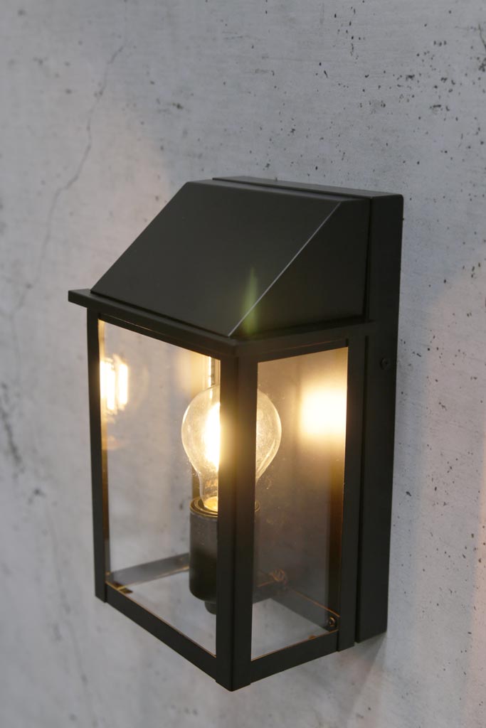 Harrogate Exterior Wall Lantern