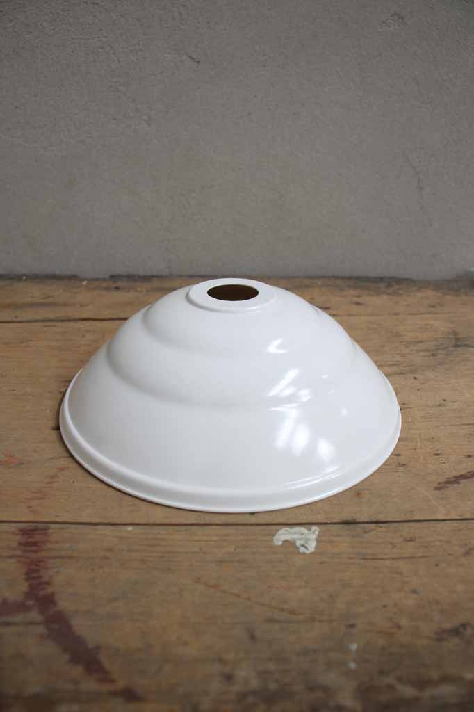 Bakelite White Shade