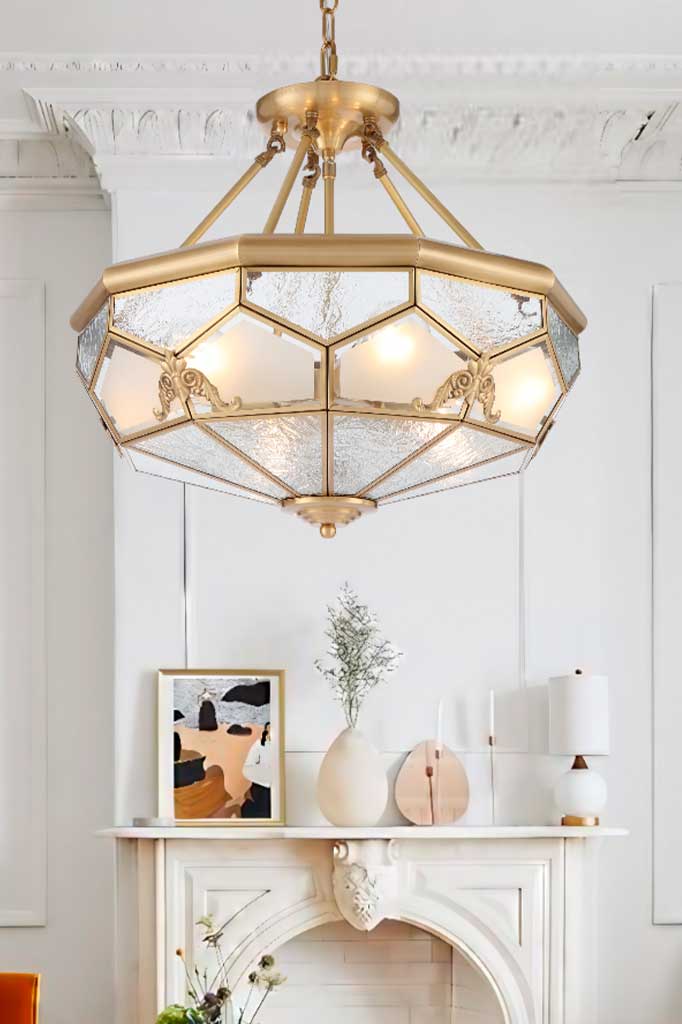 Brass pendant light in a living room 