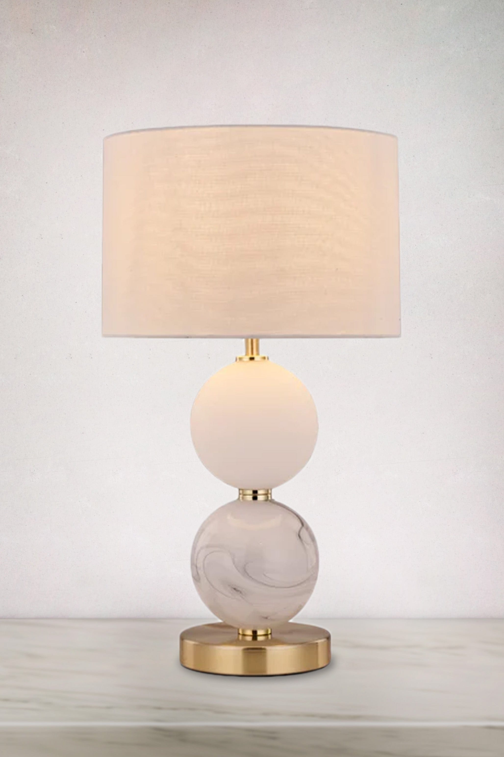 Tribeca Table Lamp in brass 