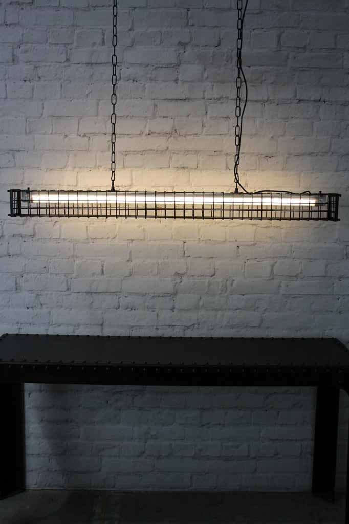 1 pumpstation linear light square cage