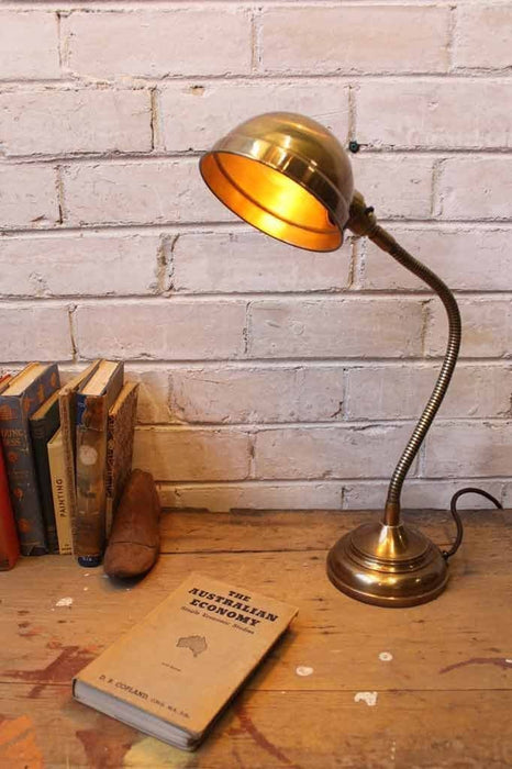 Small Brass Telescoping Table Lamp – Mid-Century Modern