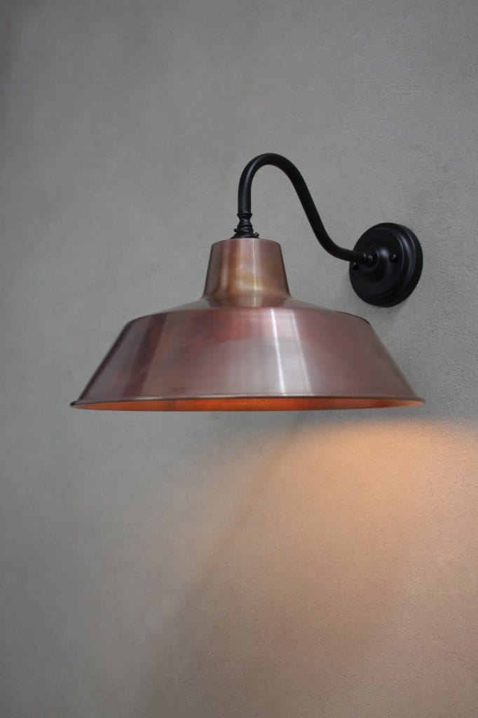 Black steel gooseneck with copper shade