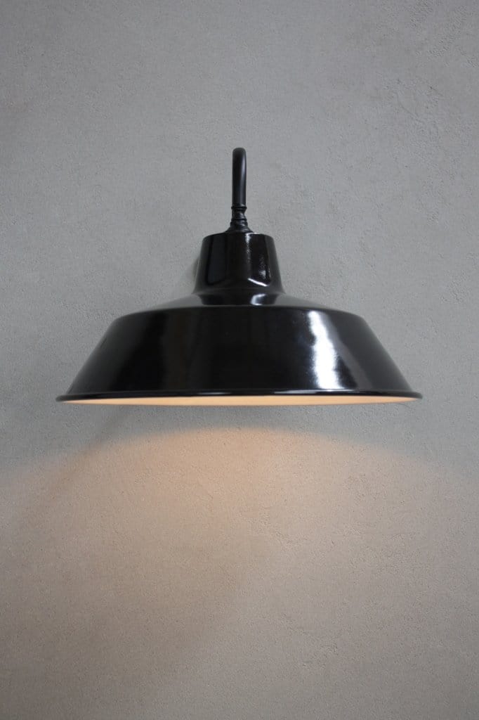 Black gooseneck wall light