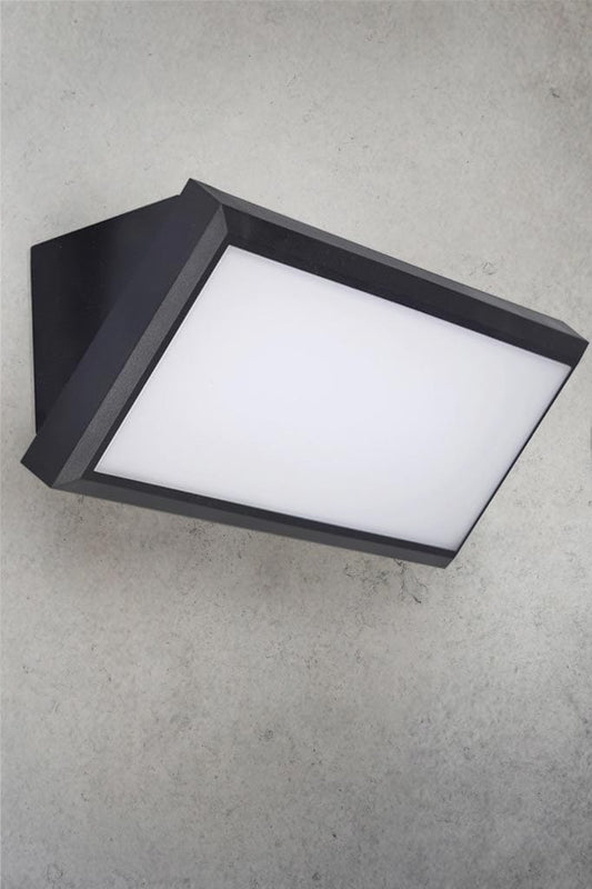 Black outdoor bunker light