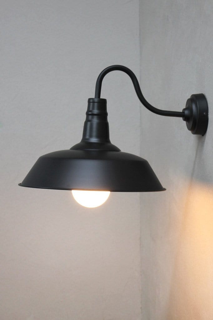 Black gooseneck wall light