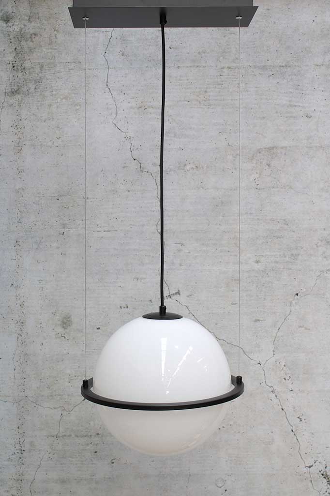 Bonnie-Halo-Pendant-Light with out globe