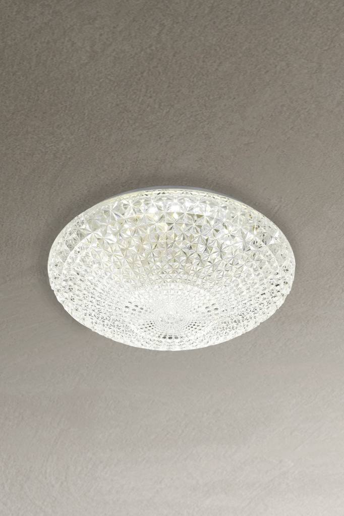 Large variant flush mount light affixed on ceiling