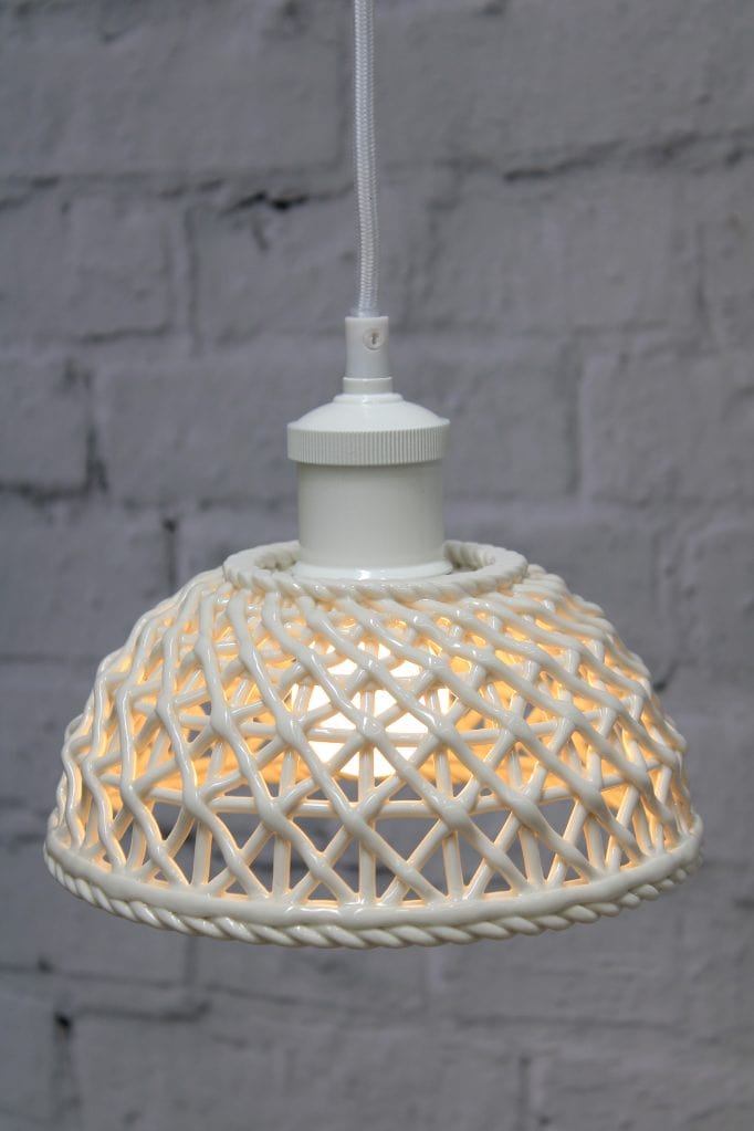 Small ceramic lattice pendant light with white cord