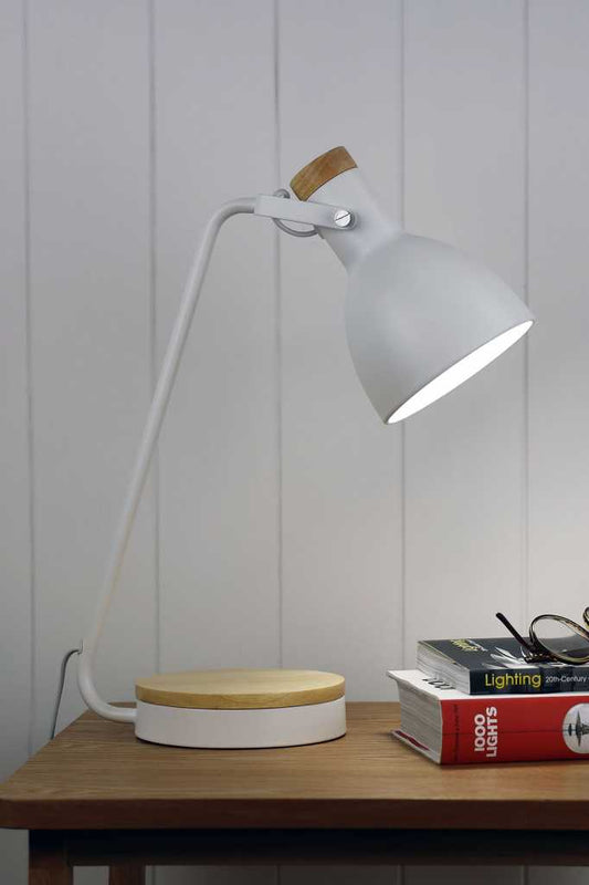 Dane desk lamp in white