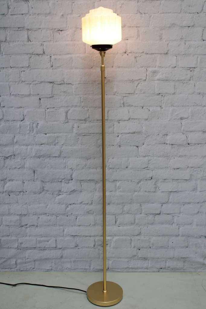 Capullo glass on sale floor lamp