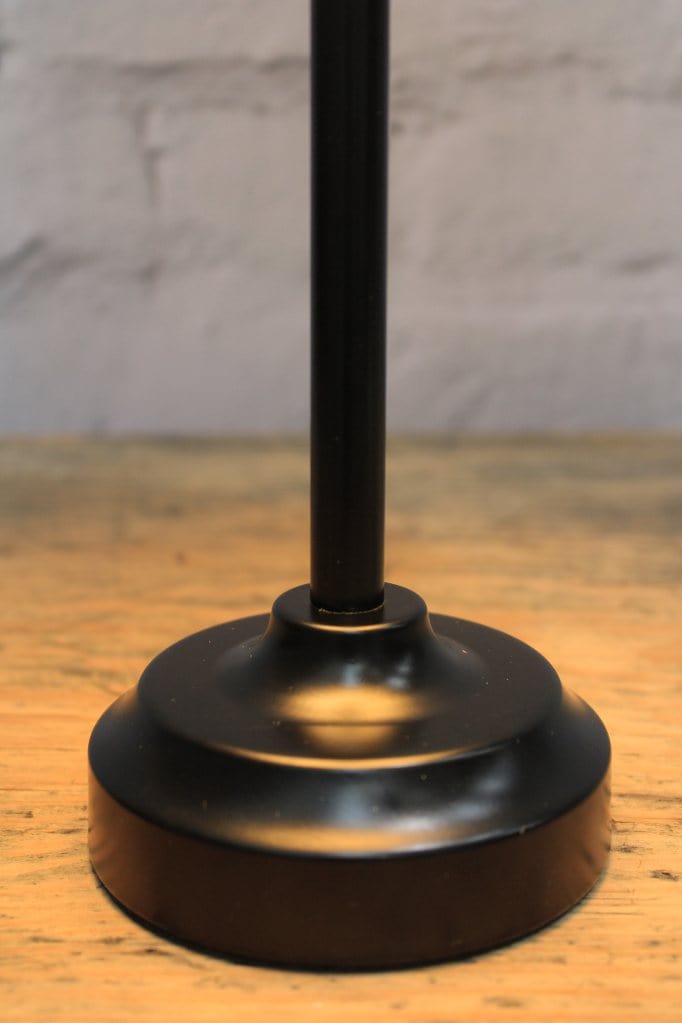 Black lamp base