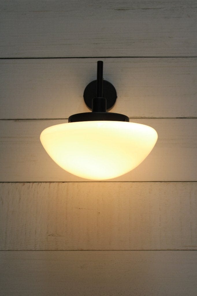 Hudson wall light in black finish