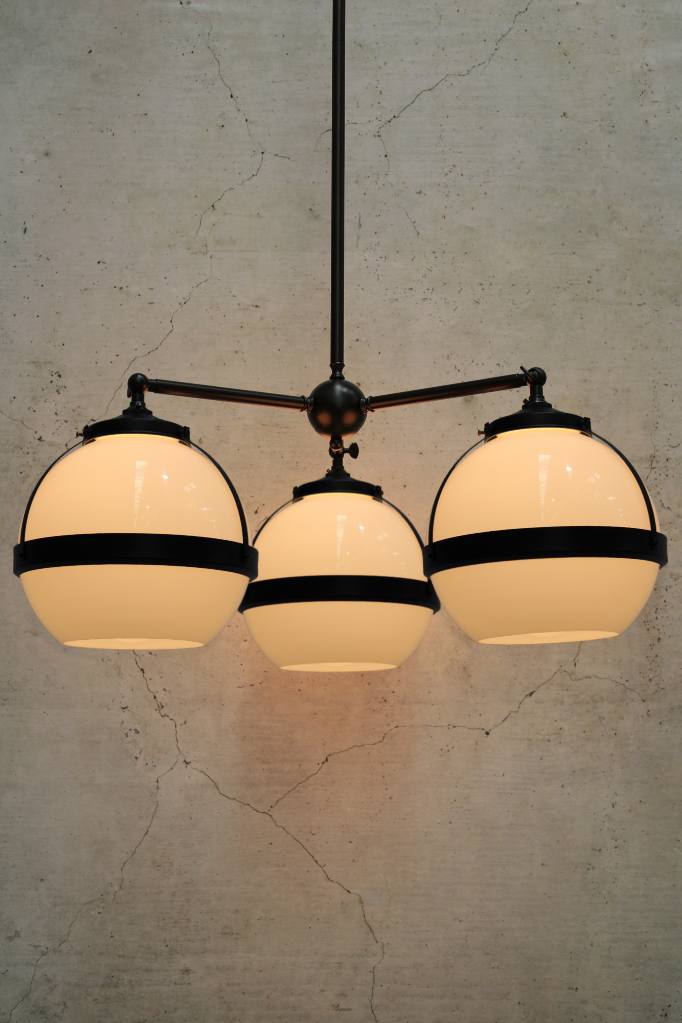 Huxley chandelier in black with medium open shades