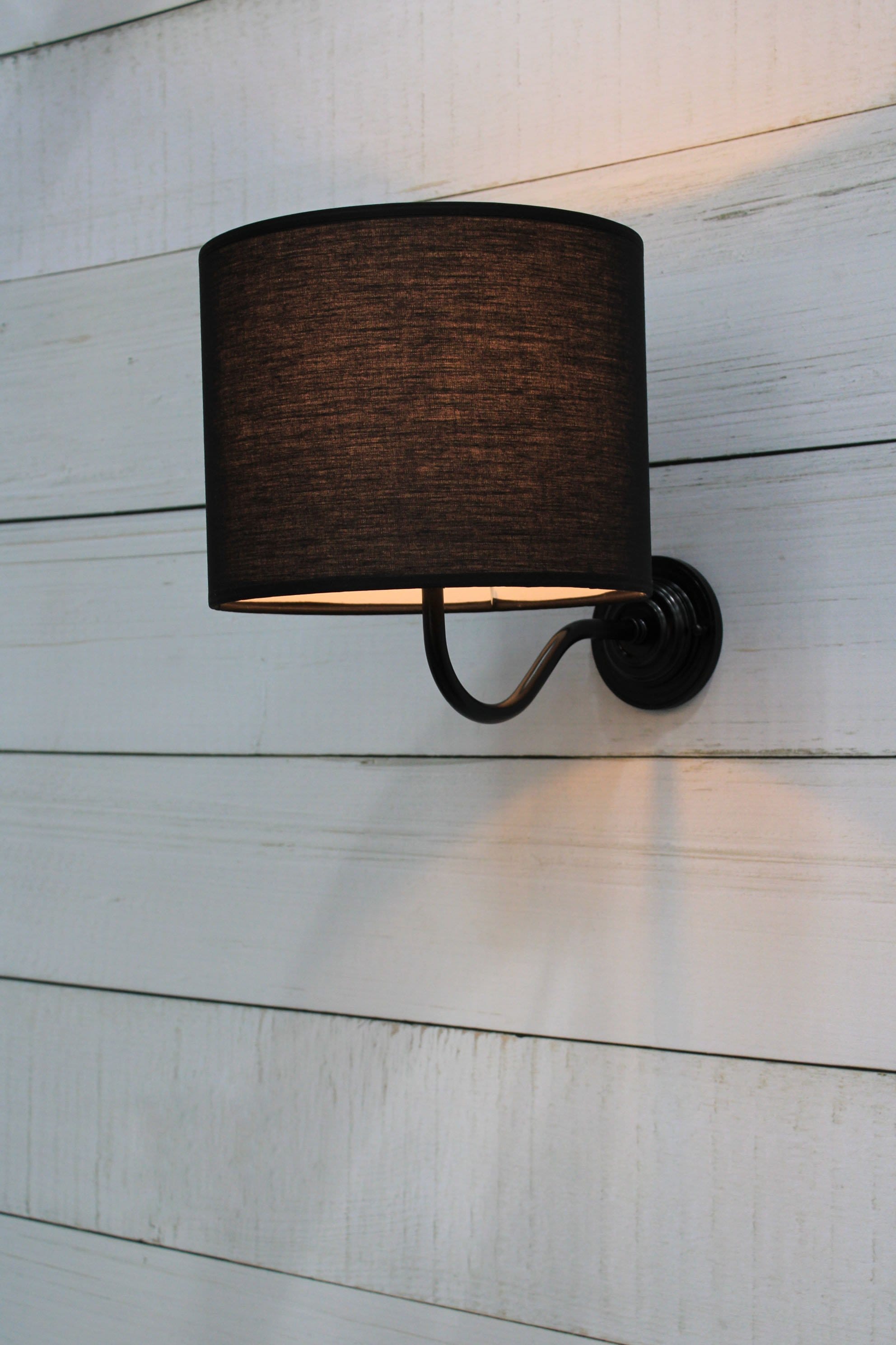 Fabric wall light for diffused lighting