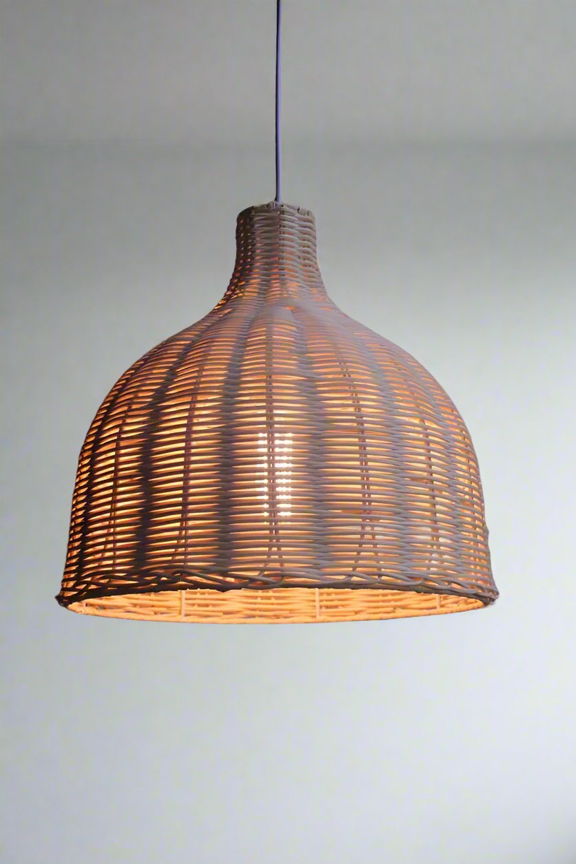 Small wicker pendant light with natural finish