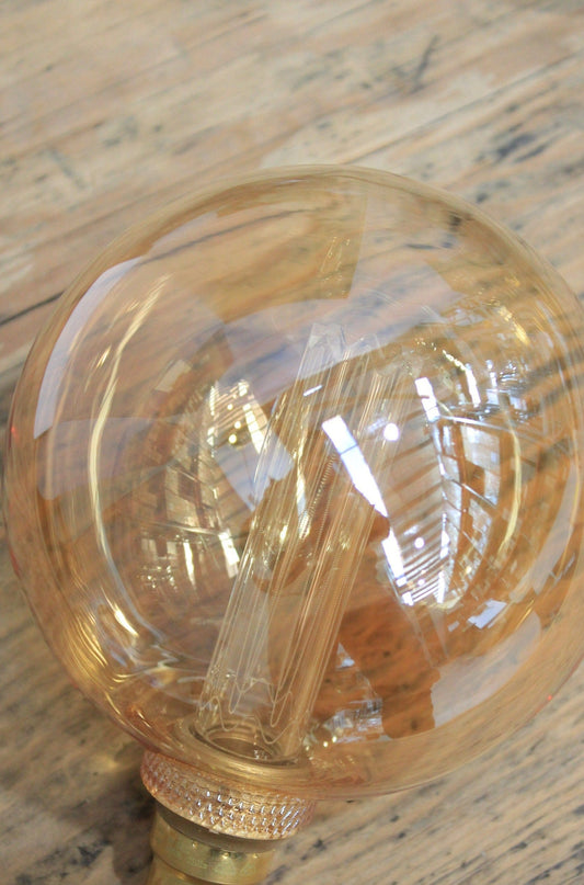 4W E27 Laser-cut Filament LED G125 Round Amber 1800K Bulb