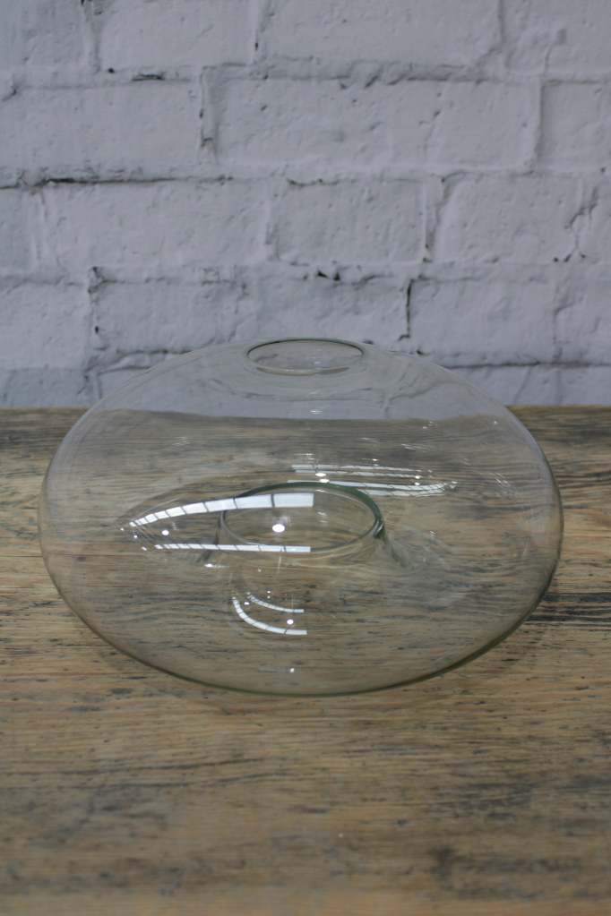 Oval glass shade