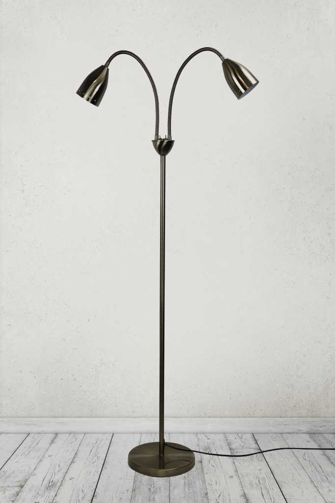 Stan Floor Lamp in antique brass