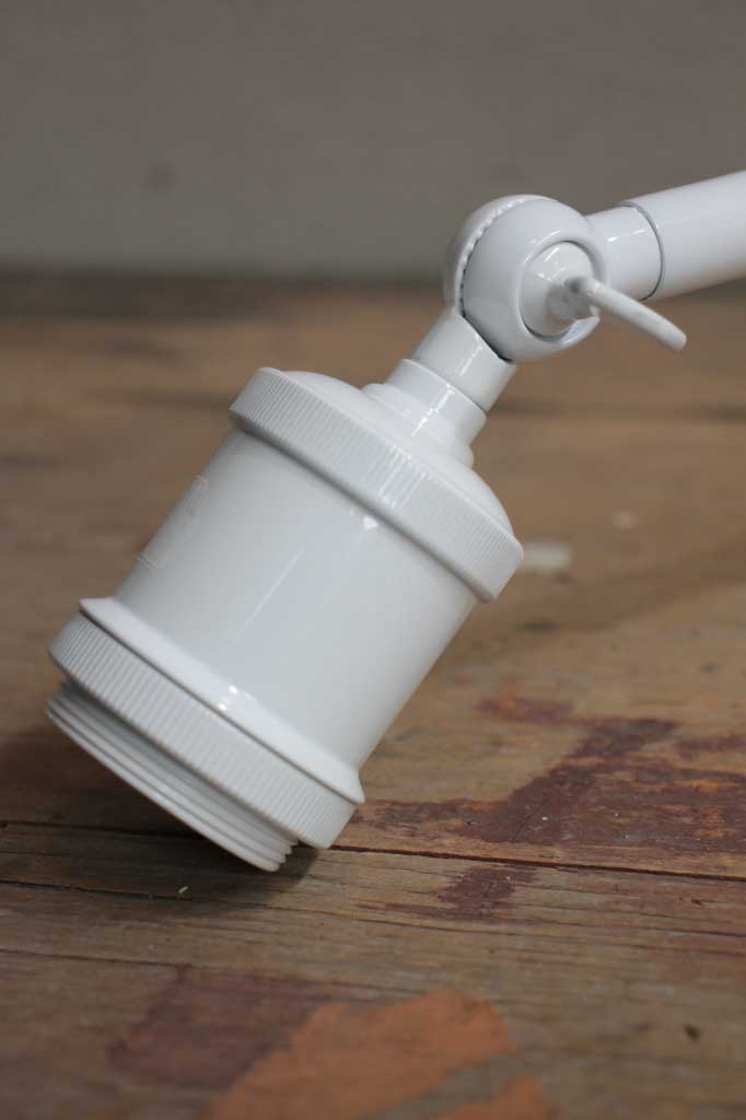 White adjustable lampholedr with wing nut joint