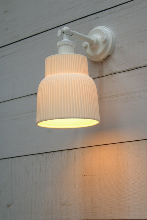 White wall online lamp plug in