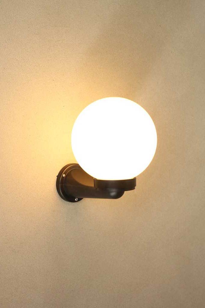 W062 side on angle1 brighter bulb light off outdoor globe wall light exterior entrance way proch balcony