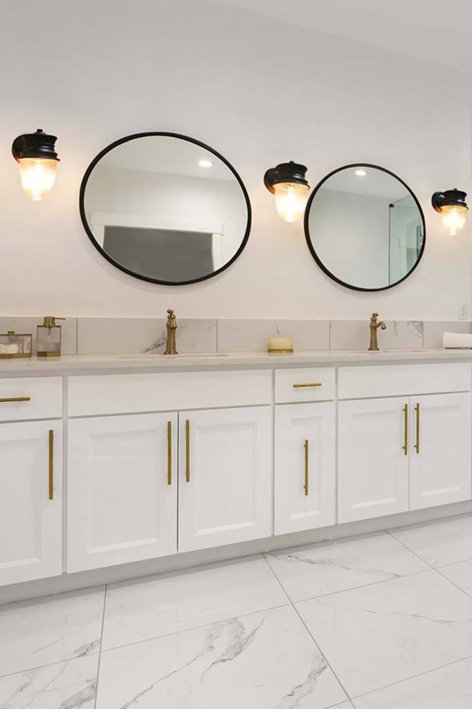 California bungalow style bathroom lighting