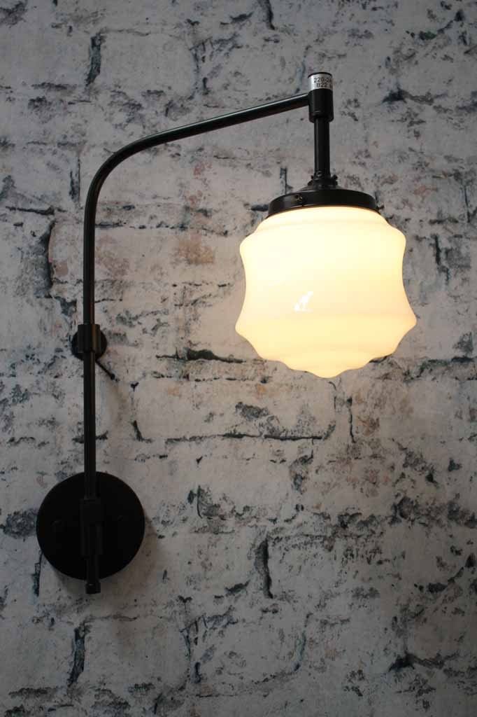 flinders-glass-wall-light