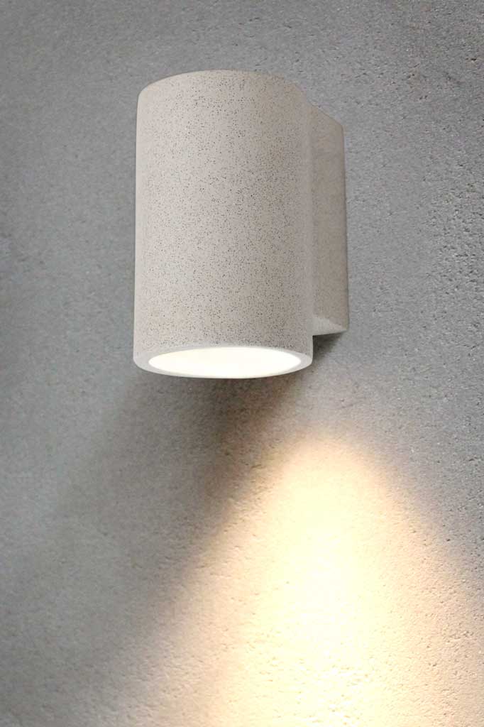 Outdoor spotlight in white sandstone