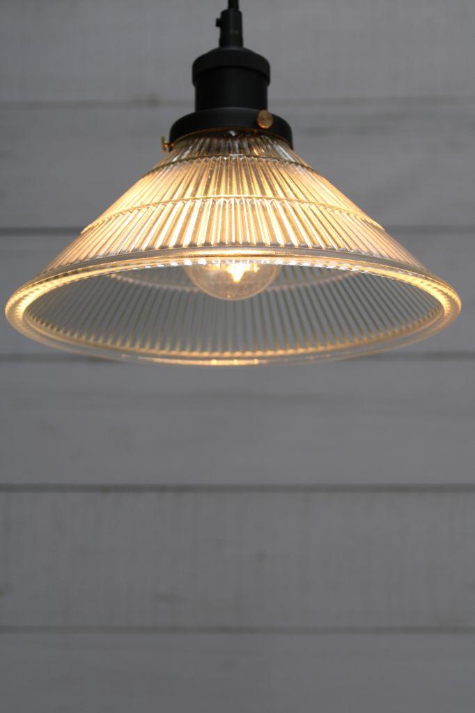 ripple glass pendant light