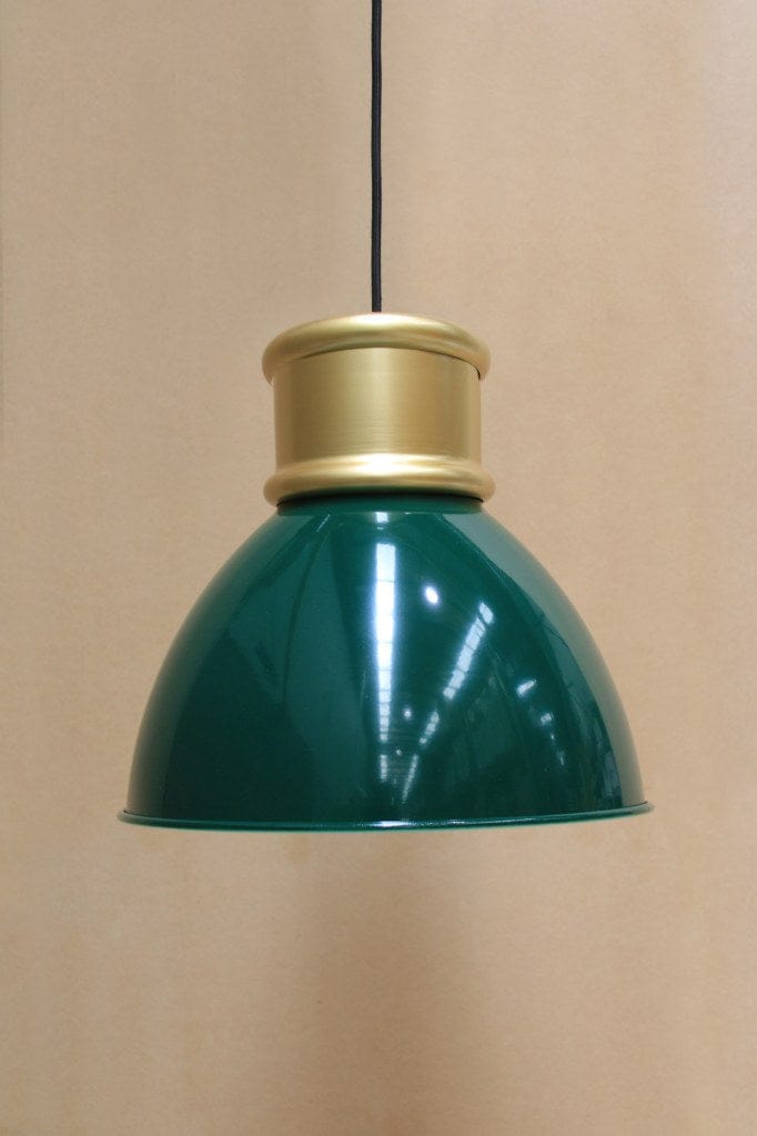 Green shade with short gold cover